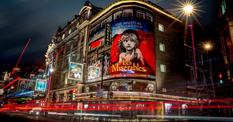 queens-theatre-london-les-miserables